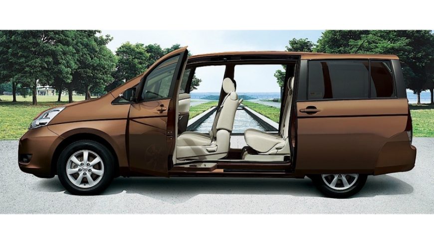 6 Seater Car